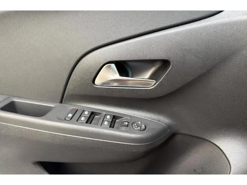 Occasion Opel Corsa F Edition RED 17