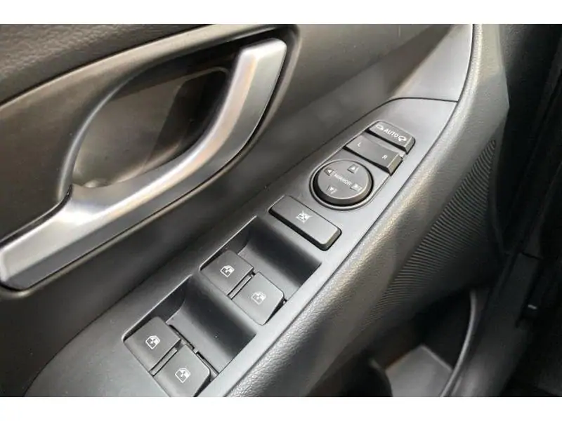 Occasion Hyundai i30 1.0 T-GDI 100 DCT MODERN GREY 17