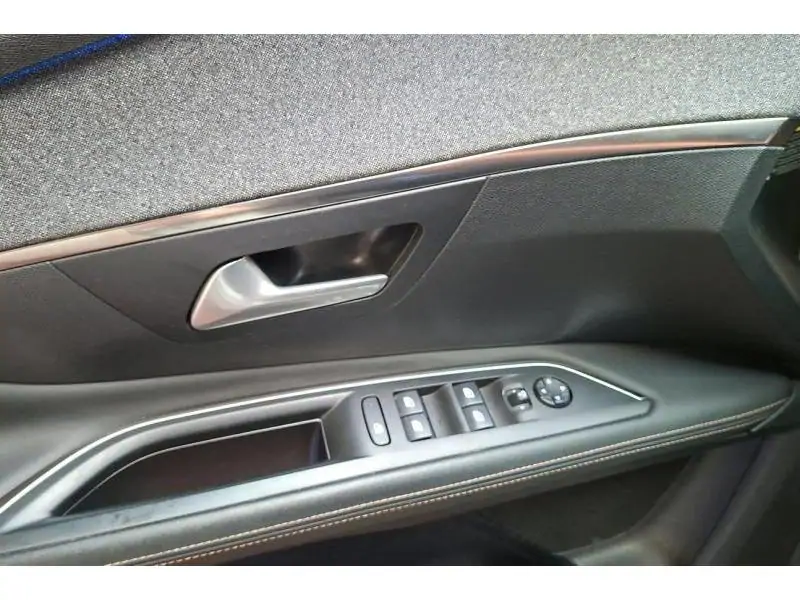 Occasion Peugeot 3008 GT Line open dak WHITE 17