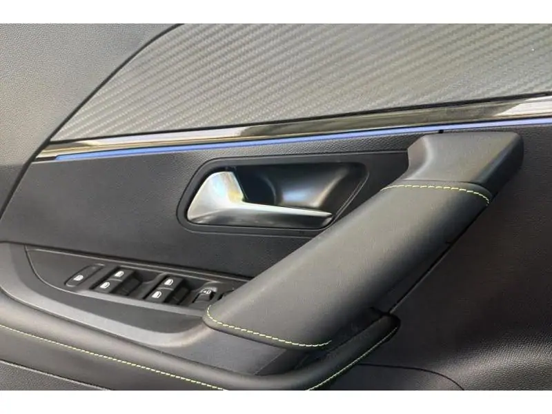 Occasion Peugeot 2008 GT ANTHRACITE 17