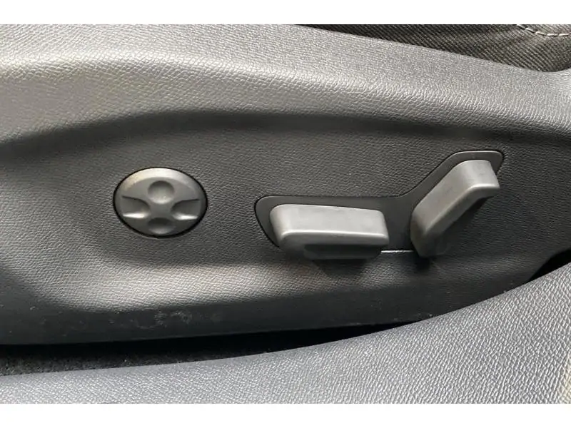 VEHICLE__CONDITION_SERVICE Opel Astra Sports Tourer ULTIMATE* Full - dispo 10/2026 GREEN 26