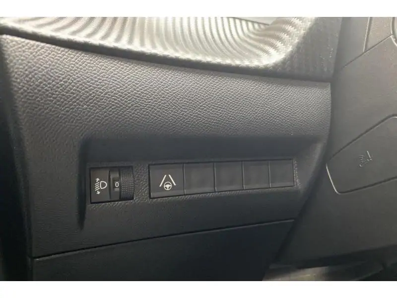 VEHICLE__CONDITION_SERVICE Peugeot 208 ALLURE BLUE 26