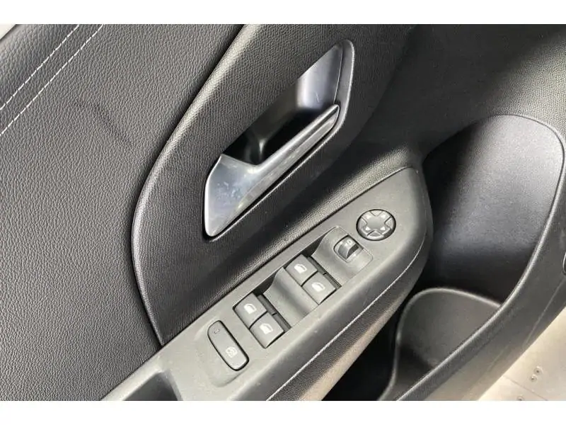 VEHICLE__CONDITION_SERVICE Opel Corsa GS 1.2 Turbo S/S MT6 100ch BLACK 17