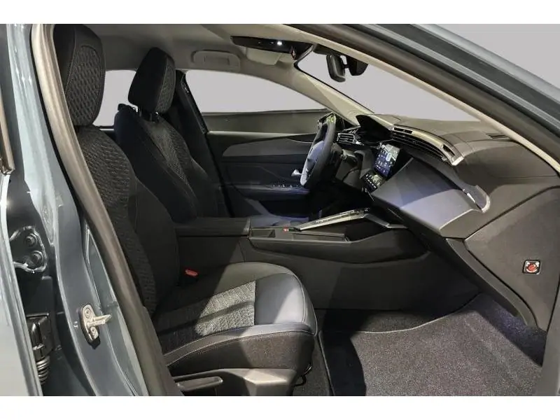 VEHICLE__CONDITION_SERVICE Peugeot 308 SW ALLURE Hybrid 145 BLUE 8