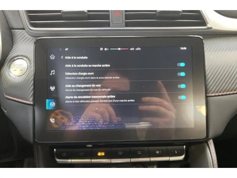 Occasion MG ZS LUXURY WHITE 31