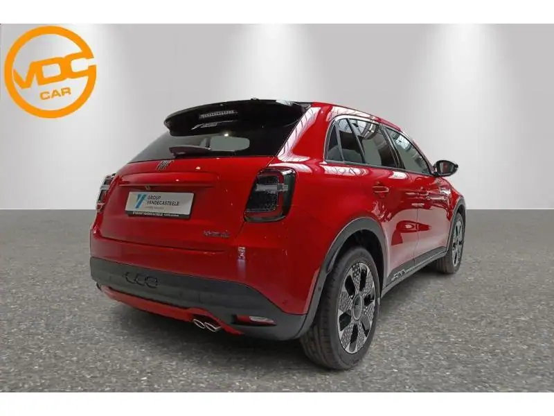 VEHICLE__CONDITION_SERVICE Fiat 600 Hybrid La Prima 136cv RED 3