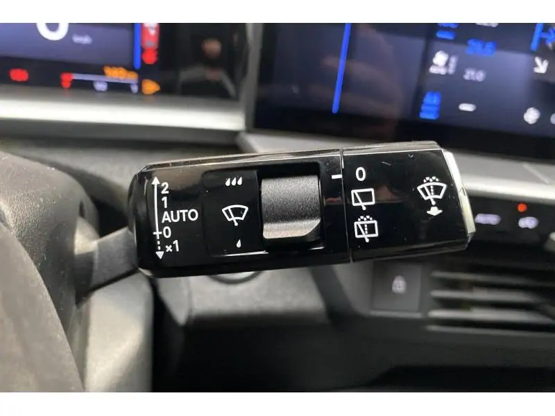 VEHICLE__CONDITION_SERVICE Opel Grandland GS BLACK 24