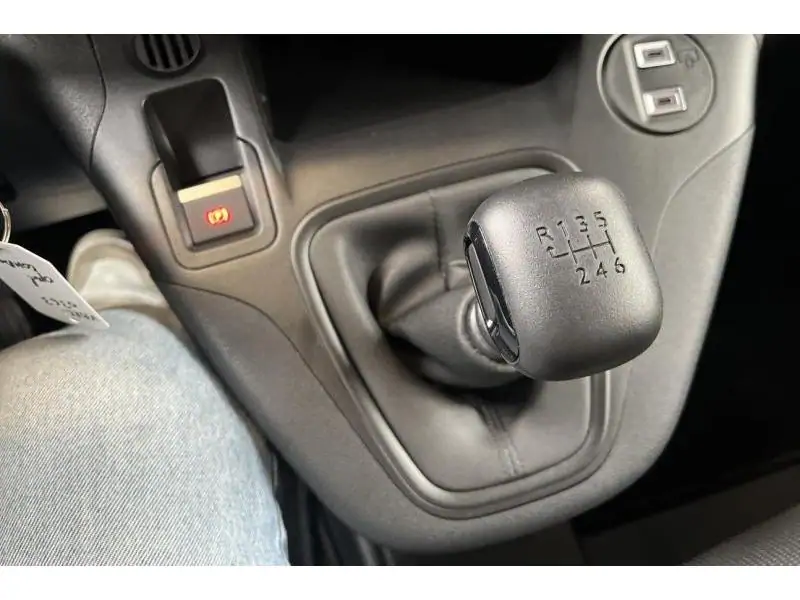 Occasion Opel Combo E Cargo L1 H1 BLACK 16