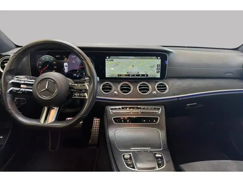 Occasion Mercedes-Benz E 200 amg pack WHITE 11