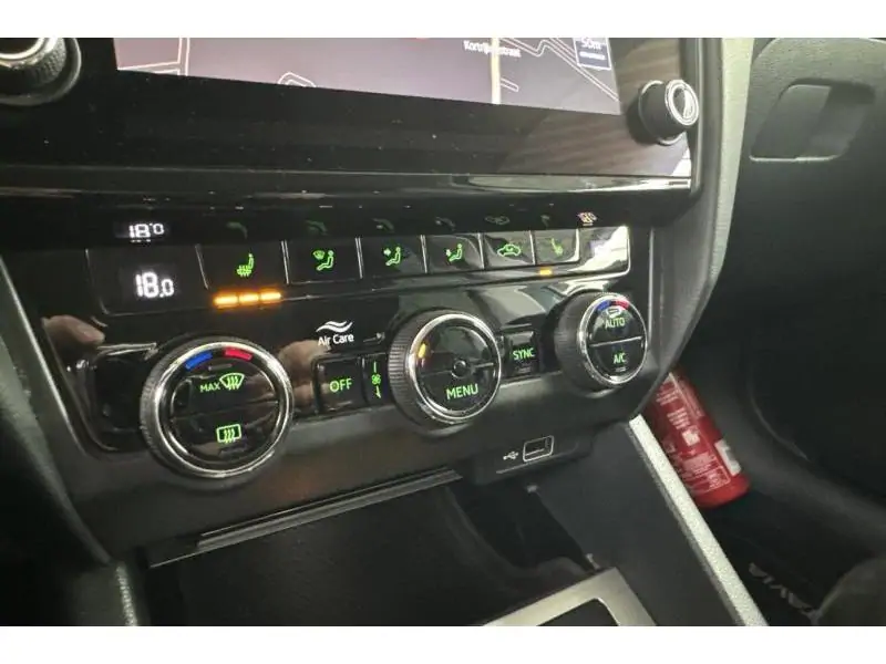 Occasion Skoda Octavia Break MANUAL GREY 15