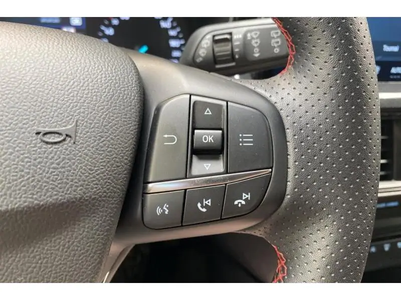 Occasion Ford Focus ST-Line*Caméra de recul&GPS BLACK 26