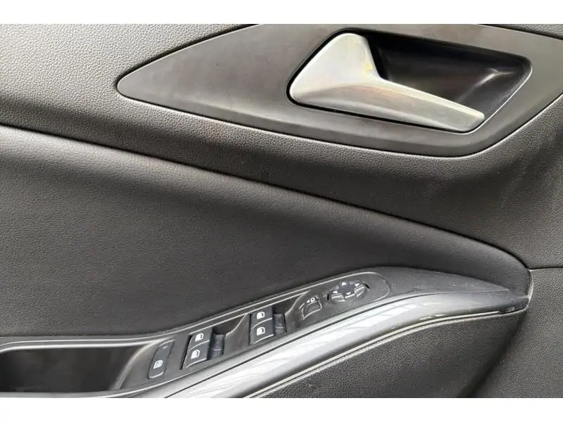 Occasion Opel Grandland X Ultimate *gps*cuir*eat8 BLACK 17