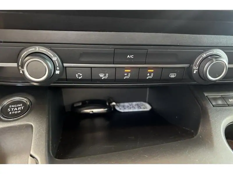 Occasie Opel Combo Life BOITE AUTO BEIGE 15