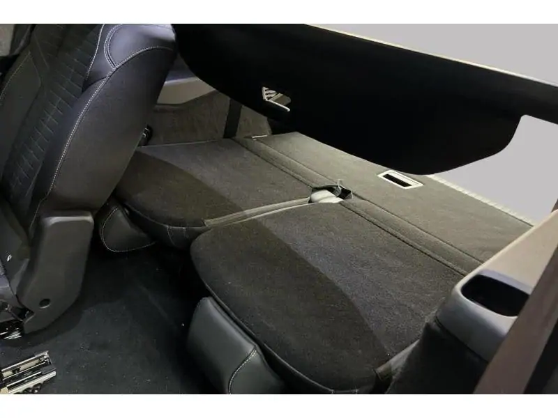 VEHICLE__CONDITION_SERVICE Peugeot 5008 III & e- Allure WHITE 21