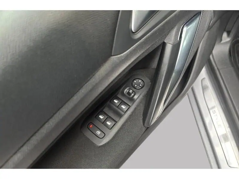 Occasion Peugeot 308 style GREY 17