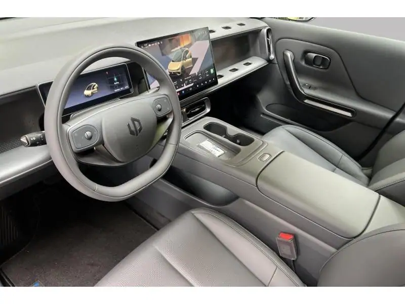 VEHICLE__CONDITION_SERVICE Leapmotor B05 DESIGN PROMAX YELLOW 9