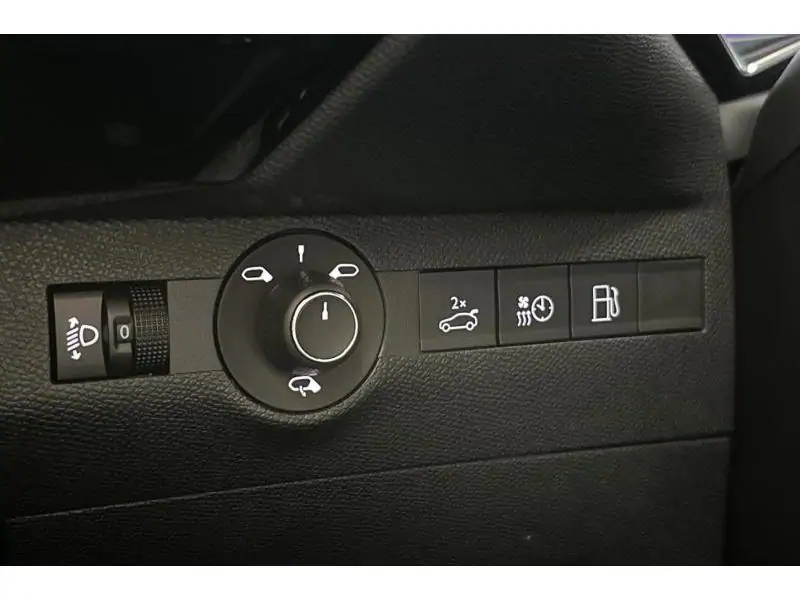 Occasion DS Automobiles DS 7 225 PERFORMANCE LINE GREY 26