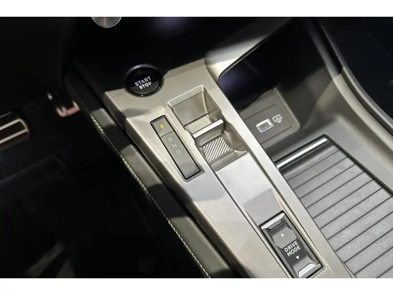 VEHICLE__CONDITION_SERVICE Peugeot 308 SW E - GT 156 BLUE 16