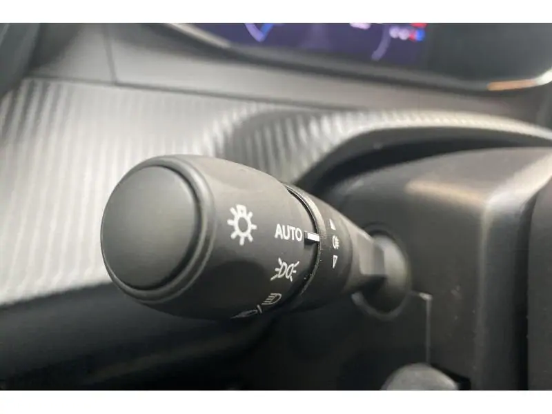 VEHICLE__CONDITION_SERVICE Peugeot 208 ENVY BLUE 23