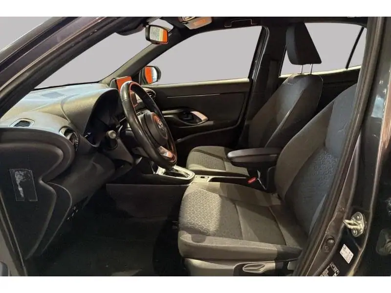 Occasion Toyota Yaris Cross SUV GREY 10