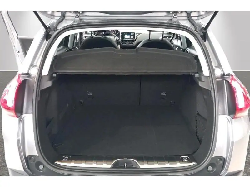 Occasion Peugeot 2008 gt line GREY 19