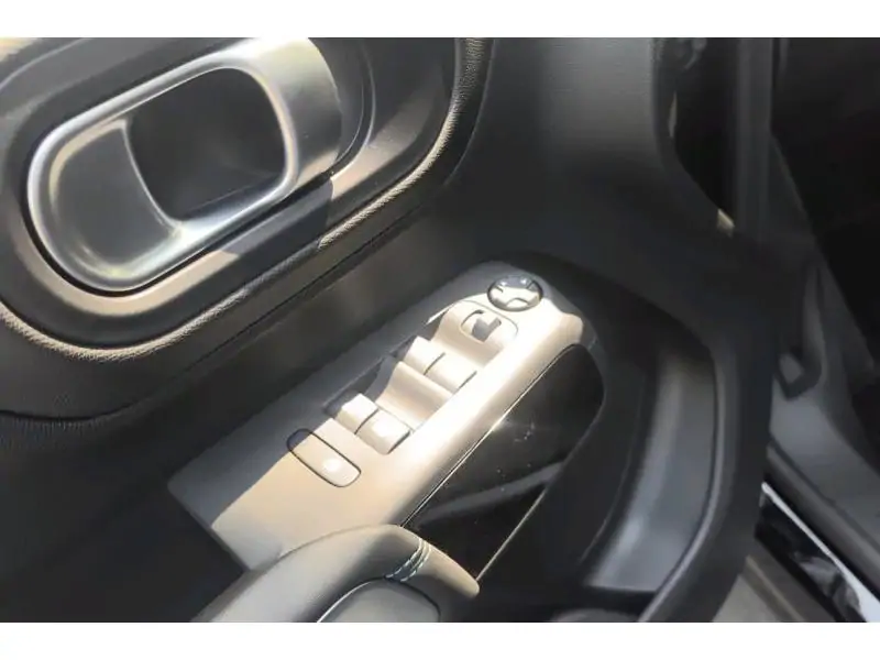 VEHICLE__CONDITION_SERVICE Citroen C5 Aircross BLACK 17