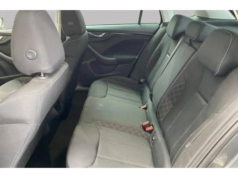 Occasion Skoda Kamiq Ambition 1.5 TSI DSG GREY 18