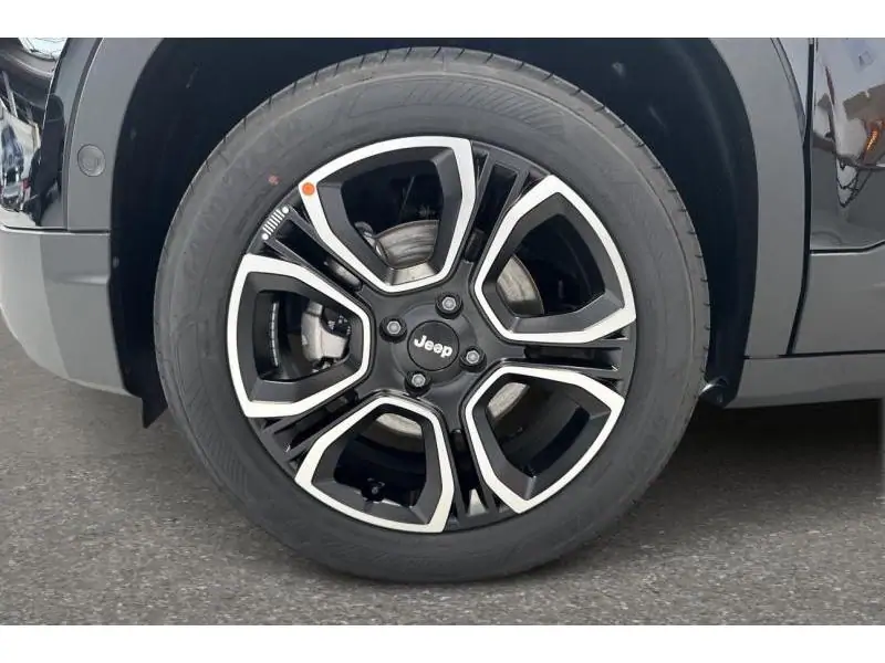 VEHICLE__CONDITION_SERVICE Jeep Avenger ELECTRIC-Avenger Full Electric - Altitude BLACK 20
