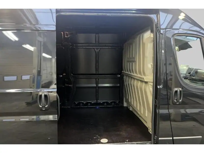 VEHICLE__CONDITION_SERVICE Peugeot Boxer FOURGON L3H2 GREY 21