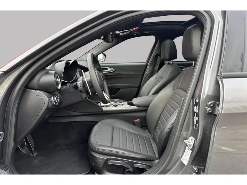 Occasion Alfa Romeo Giulia SPRINT - 2.0 T RWD - PANO GREY 10