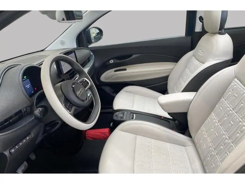 Occasion Fiat 500e LA PRIMA GREEN 11