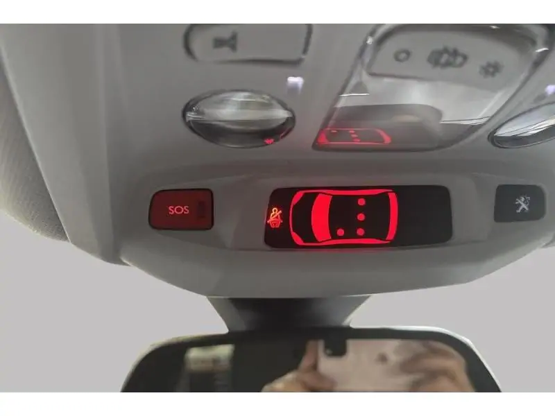 Occasie Peugeot 3008 Allure EAT8 Trekhaak BLUE 24