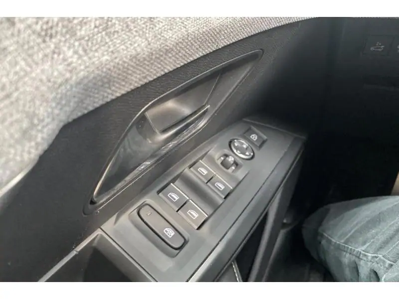 VEHICLE__CONDITION_SERVICE Peugeot 5008 FIRST EDITION BLUE 17