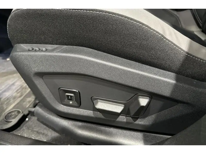 VEHICLE__CONDITION_SERVICE Jeep Compass Compass Elektrisch-First Edition 213pk WHITE 21