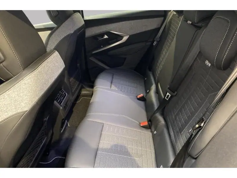 Occasion Peugeot 3008 GT GREY 18