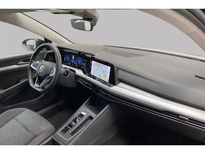 Occasion Volkswagen Golf Variant VIII  Life BLACK 2