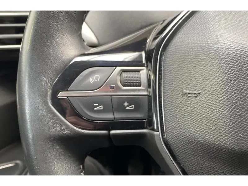 Occasie Peugeot 5008 II Allure GREEN 22