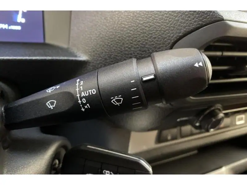 VEHICLE__CONDITION_SERVICE Peugeot Expert STANDARD WHITE 24