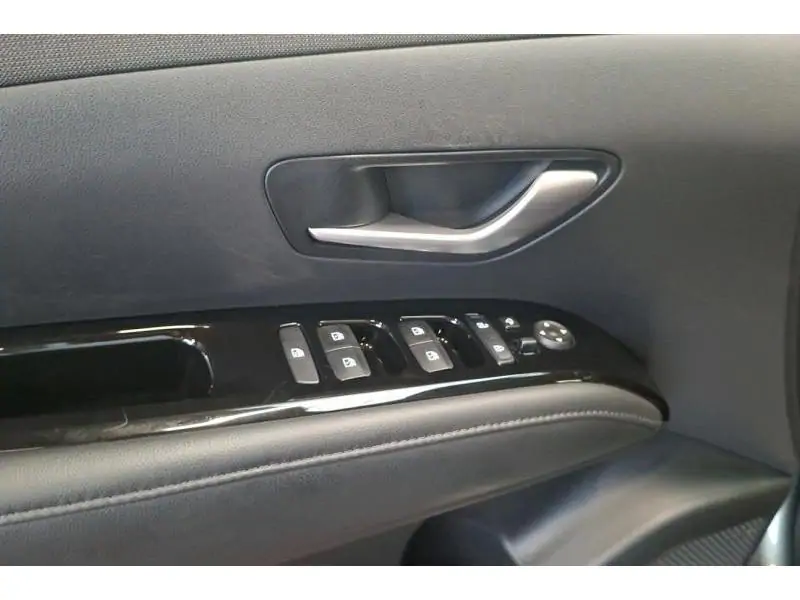 Occasion Hyundai Tucson 1.6 T-GDI HEV GREY 17