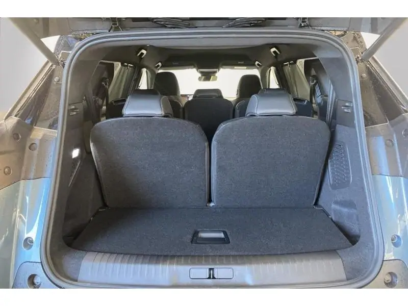 Demo Peugeot 5008 GT* Caméra de recul GPS BLUE 19