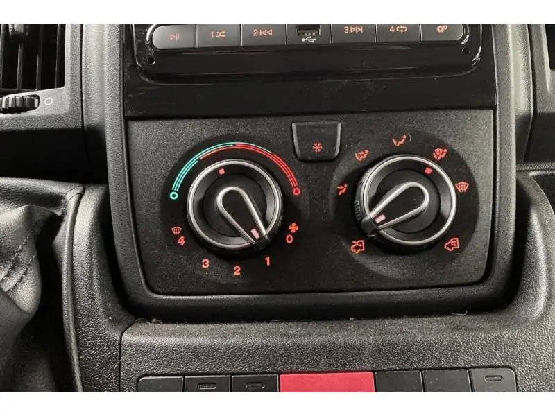 VEHICLE__CONDITION_SERVICE Opel Movano FOURGON L2H2 RED 15