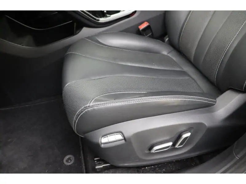 Occasion MG Marvel R LUXURY - ELECTRIC - 70 kWh GREY 18