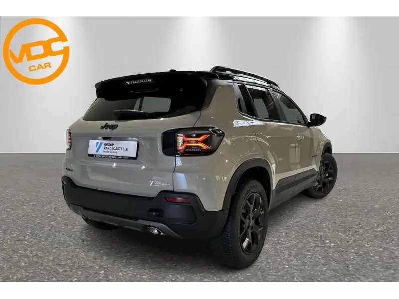 VEHICLE__CONDITION_SERVICE Jeep Avenger 4xe My25 Upland BEIGE 3