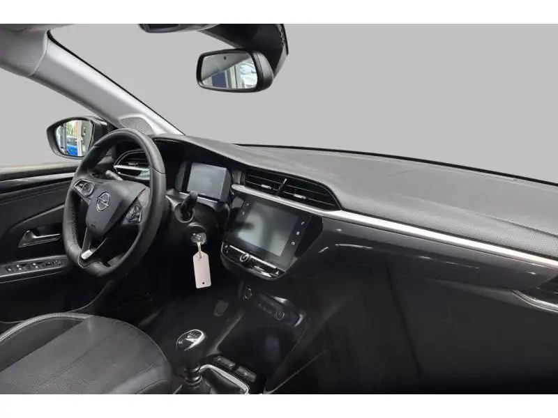 Occasion Opel Corsa F Elegance BLACK 2