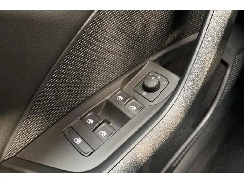 Occasion Skoda Octavia Combi Ambition 1.0 TSI DSG BLACK 17