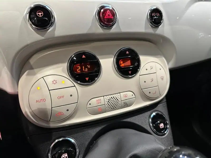 VEHICLE__CONDITION_SERVICE Fiat 500 Dolcevita 1.0 Hybrid 70 WHITE 28