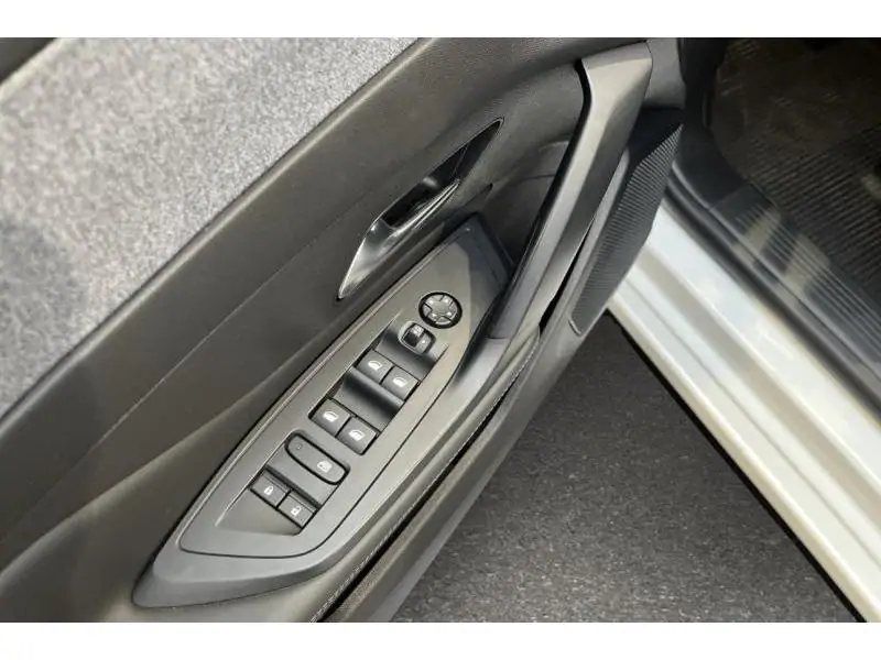 Occasion Peugeot 308 ALLURE WHITE 17