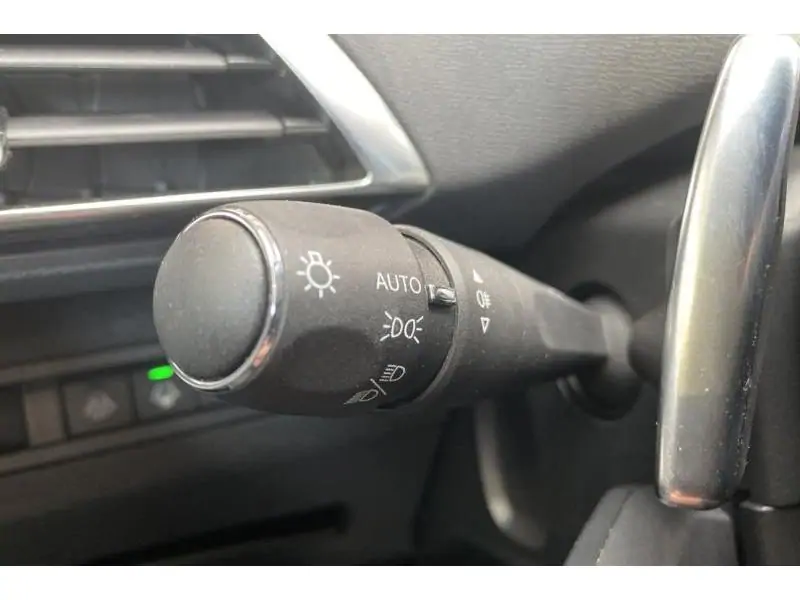 Occasion Peugeot 5008 Allure Pack - HYBRID 7 PL GREY 24