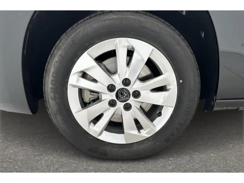 VEHICLE__CONDITION_SERVICE Peugeot Partner Light Full Option 3pl BLACK 20