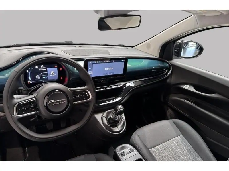 VEHICLE__CONDITION_SERVICE Fiat 500 Hybrid Hatchback Berline 500 Hybrid Icon GREEN 11
